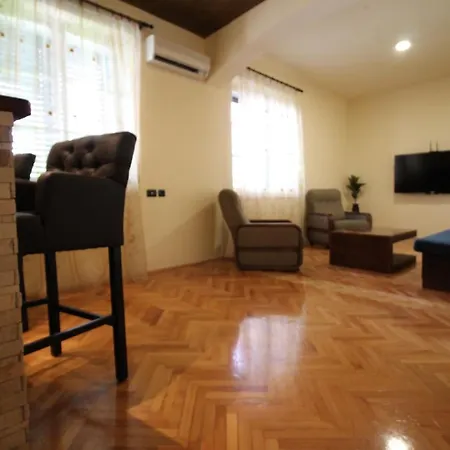 Center1 Villa *