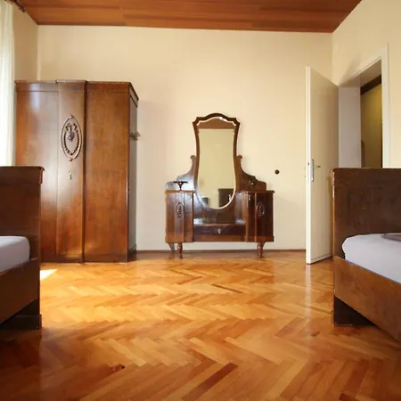 Center1 Villa Makarska