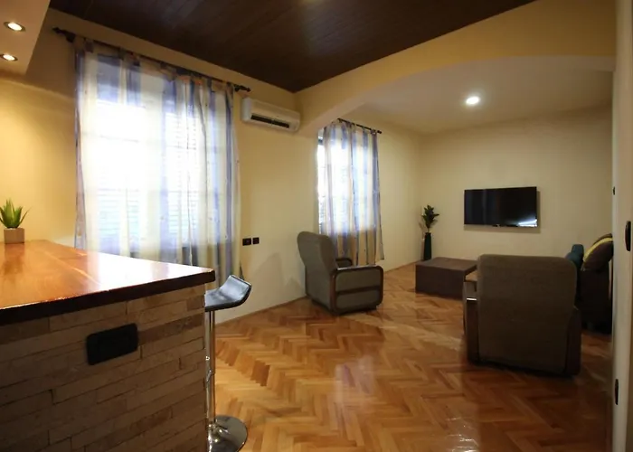 Center1 Villa